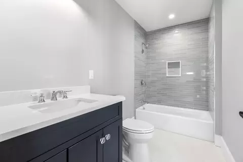 Bath - 248 Harris Ave, Needham, MA 02492 photo 4 of 5