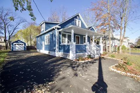 Exterior - 158 Gilbert Ave, Springfield, MA 01119 photo 2 of 7