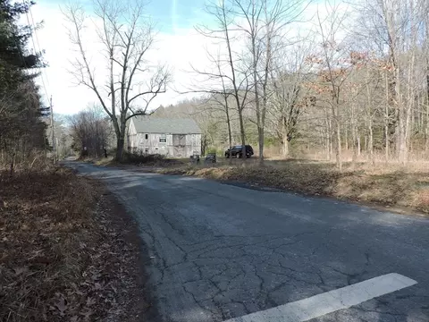 179 Upper Gore Rd, Webster, MA 01570 photo 3