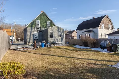 52 James St, Worcester, MA 01603 photo 9