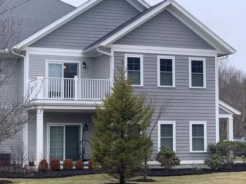 15 Sconset Lndg #202, Hanover, MA 02339