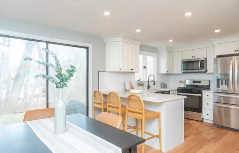 32 Frederick St #7, Dracut, MA 01826