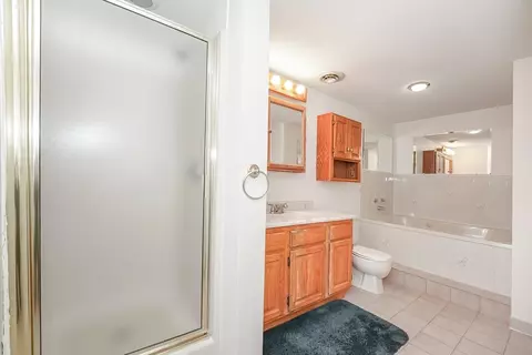 Bath - 43 Captain Eames Cir #43, Ashland, MA 01721 photo 2 of 4