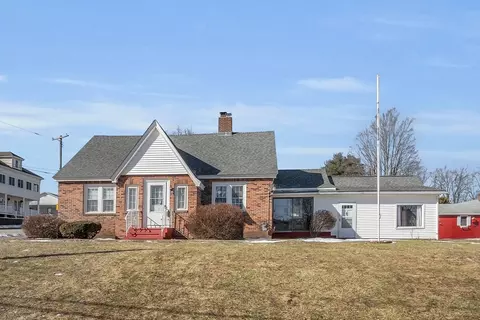 15 Foch Ave, Fitchburg, MA 01420