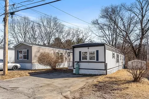 33 Upton, Billerica, MA 01862