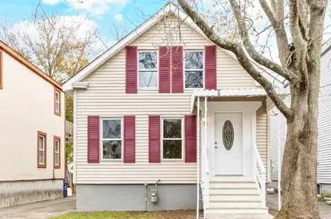27 Union St, Taunton, MA 02780