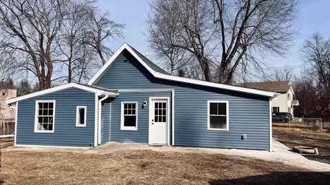 54 Valley St, Agawam, MA 01001