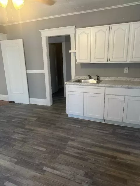 Kitchen - 249 Oak Grove Ave, Springfield, MA 01109 photo 1 of 1