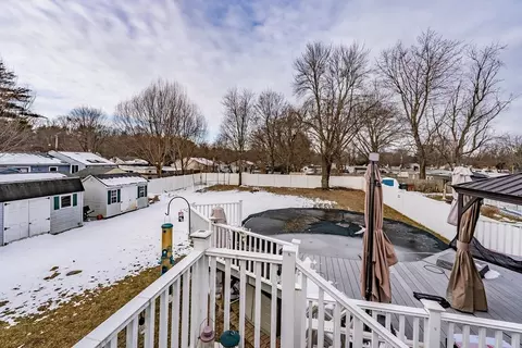 Exterior - 220 Senator St, Springfield, MA 01129 photo 6 of 7
