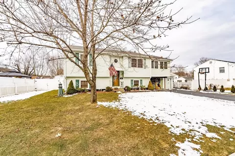 Exterior - 220 Senator St, Springfield, MA 01129 photo 4 of 7