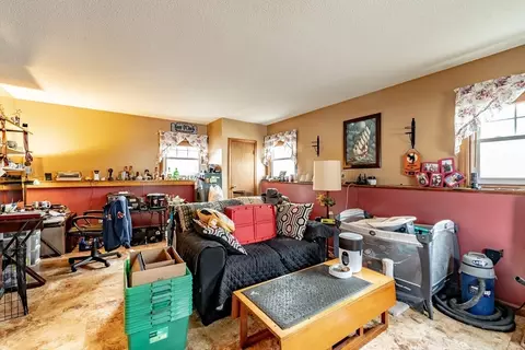 Living - 220 Senator St, Springfield, MA 01129 photo 6 of 6