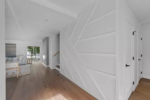 Entry Way - 70 Mt Vernon St, Reading, MA 01867 photo 1 of 3