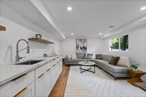 Living - 70 Mt Vernon St, Reading, MA 01867 photo 5 of 5