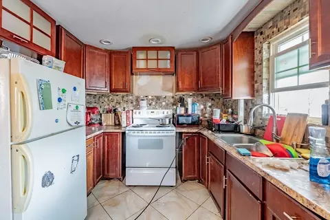 Kitchen - 41 Tyler St, Springfield, MA 01109 photo 3 of 3