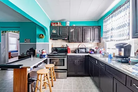 Kitchen - 41 Tyler St, Springfield, MA 01109 photo 2 of 3