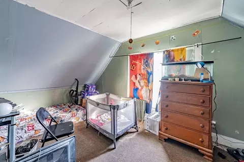 Bedroom - 41 Tyler St, Springfield, MA 01109 photo 4 of 5