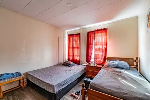 Bedroom - 41 Tyler St, Springfield, MA 01109 photo 3 of 5