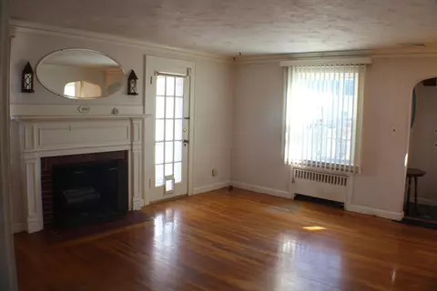 Living - 19 Edwin St, Randolph, MA 02368 photo 3 of 3