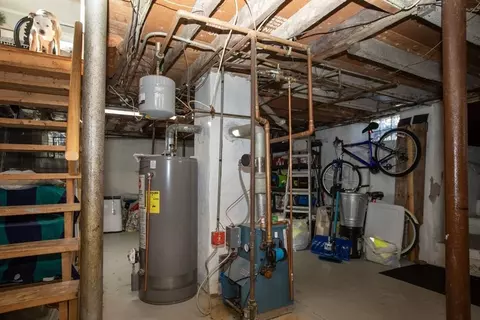 185 Mott St, Fall River, MA 02721 photo 24