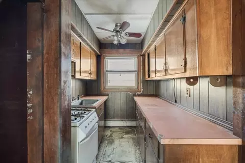 Kitchen - 194 Hamlet St, Fall River, MA 02724 photo 4 of 5