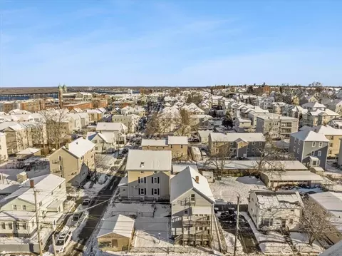 View/Area - 194 Hamlet St, Fall River, MA 02724 photo 1 of 2