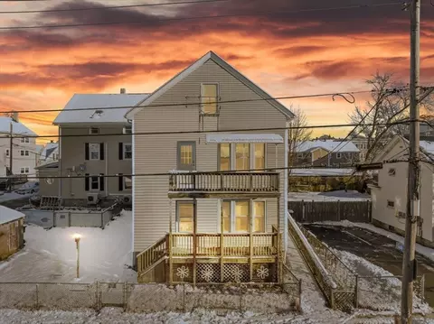 Exterior - 194 Hamlet St, Fall River, MA 02724 photo 2 of 5