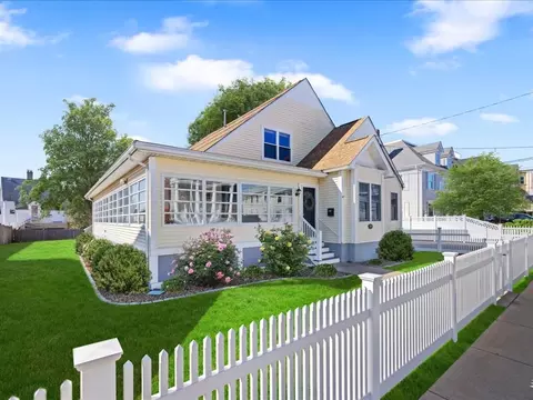 158 Winthrop St, Winthrop, MA 02152