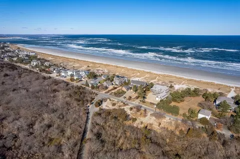 View/Area - 29 Castle View Dr, Gloucester, MA 01930 photo 6 of 9