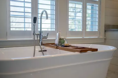 Kitchen - 29 Castle View Dr, Gloucester, MA 01930 photo 3 of 3