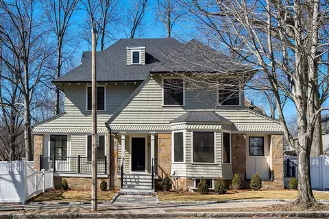 Exterior - 8 Stetson St, Brookline, MA 02446 photo 2 of 9