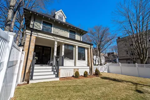 Exterior - 8 Stetson St, Brookline, MA 02446 photo 4 of 9