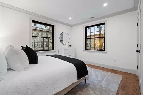 Bedroom - 8 Stetson St, Brookline, MA 02446 photo 4 of 8