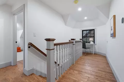 Entry Way - 8 Stetson St, Brookline, MA 02446 photo 2 of 2