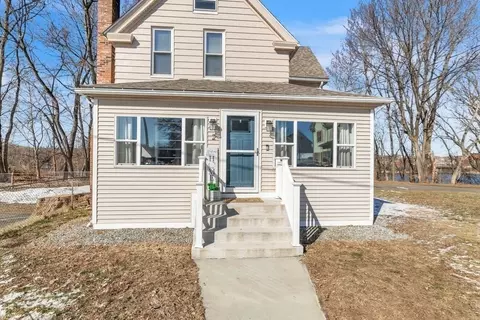 2 Lucretia Ave, Chicopee, MA 01013