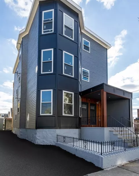 Exterior - 7 Bellingham Ave #1, Everett, MA 02149 photo 5 of 5
