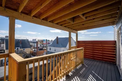 Exterior - 7 Bellingham Ave #1, Everett, MA 02149 photo 4 of 5