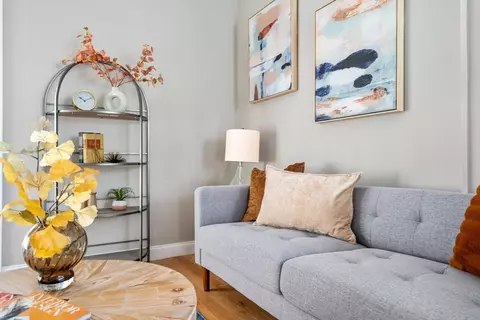 Living - 7 Bellingham Ave #1, Everett, MA 02149 photo 4 of 4