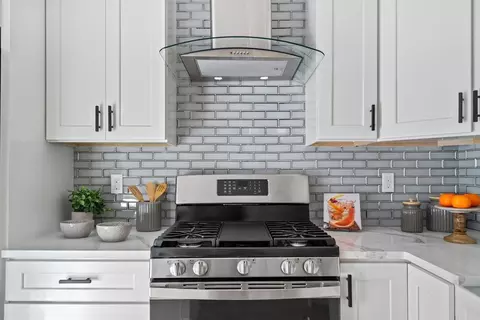 Kitchen - 7 Bellingham Ave #1, Everett, MA 02149 photo 3 of 4