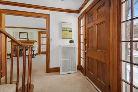 Entry Way - 11 Bond St, Reading, MA 01867 photo 1 of 3