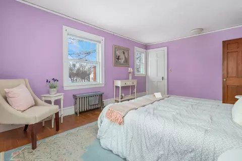 Bedroom - 11 Bond St, Reading, MA 01867 photo 9 of 10