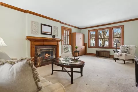 Living - 11 Bond St, Reading, MA 01867 photo 2 of 6