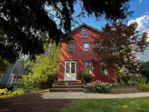 149 Arlington St, Boston, MA 02136