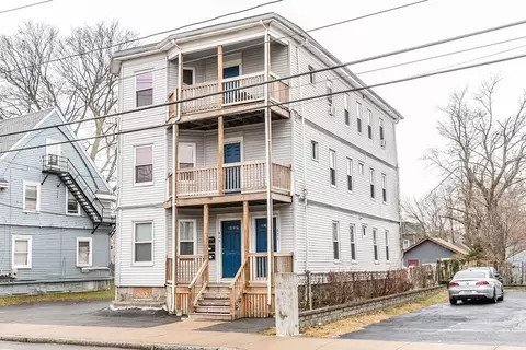 921 Warren Ave, Brockton, MA 02301