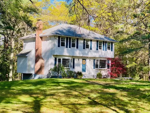 29 Turner St, Norfolk, MA 02056