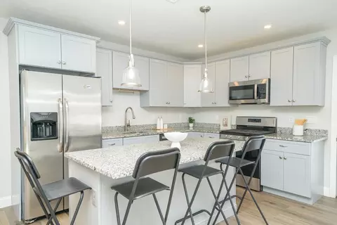 Kitchen - 692 Main St, Hanson, MA 02341 photo 1 of 6