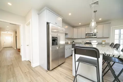 Kitchen - 692 Main St, Hanson, MA 02341 photo 4 of 6