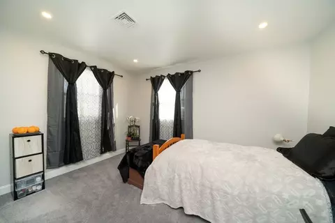 Bedroom - 692 Main St, Hanson, MA 02341 photo 5 of 5