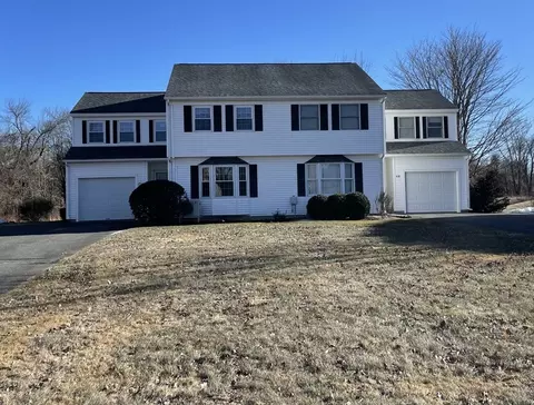 4 Evans Ln # A, Deerfield, MA 01373