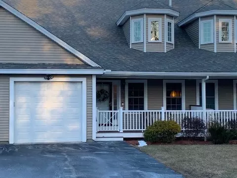 77 Trail Haven Dr #77, Londonderry, NH 03053