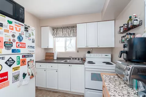 60 Commonwealth Ave, Worcester, MA 01604 photo 9